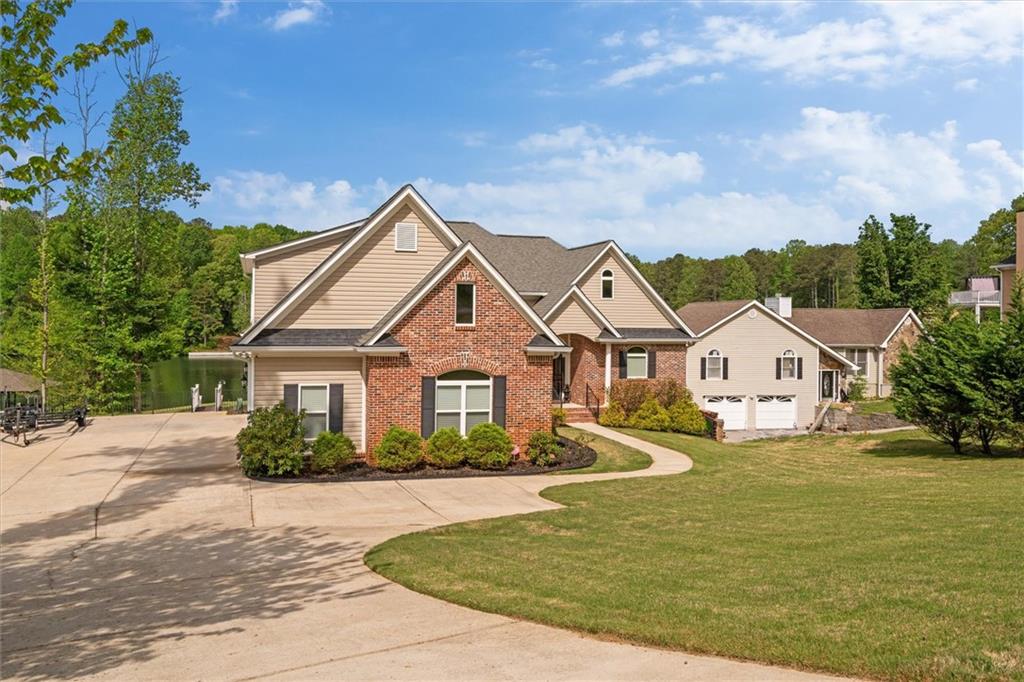 2191 Lakeview Parkway