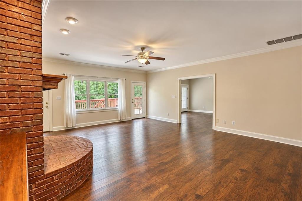 3935 Jamaica Drive