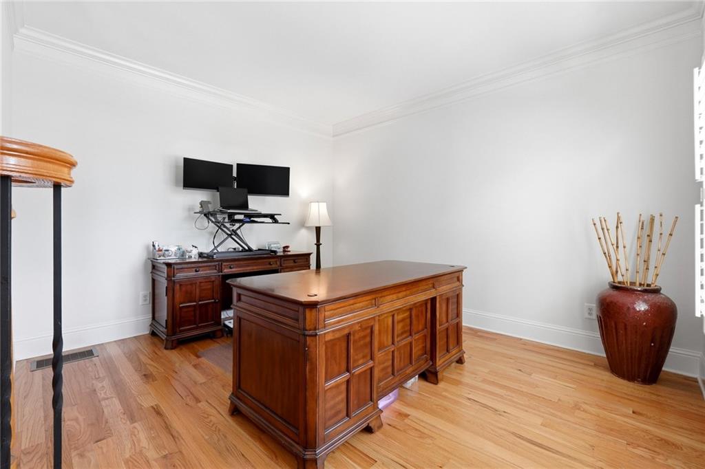 4852 Valley View Court