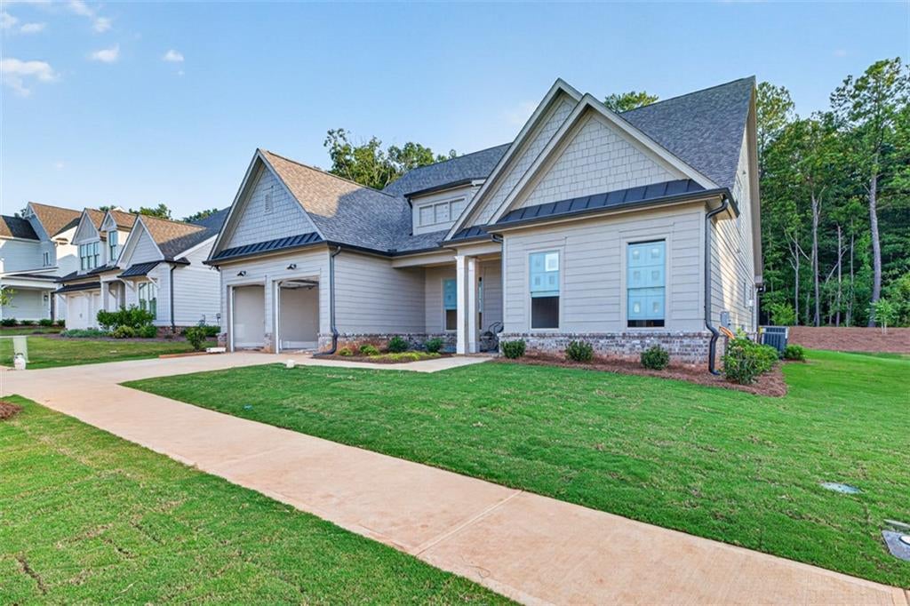 371 Lake Vista Drive