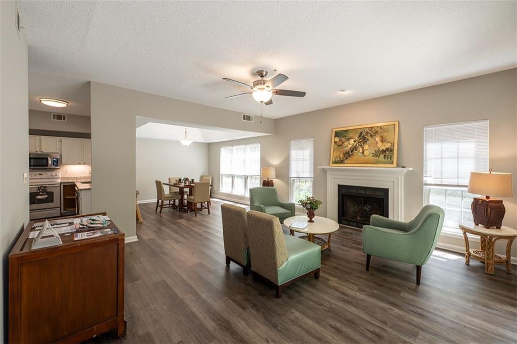 Steeplechase - Residential Lease