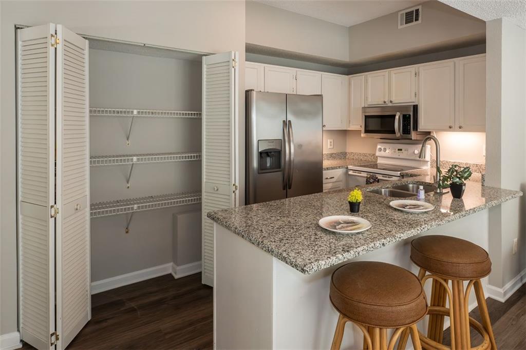 Steeplechase - Residential Lease