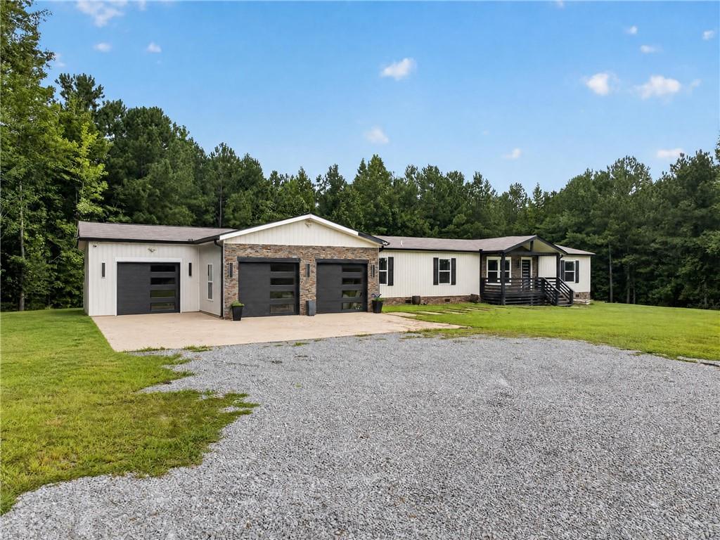 85 Old Bushmill Road