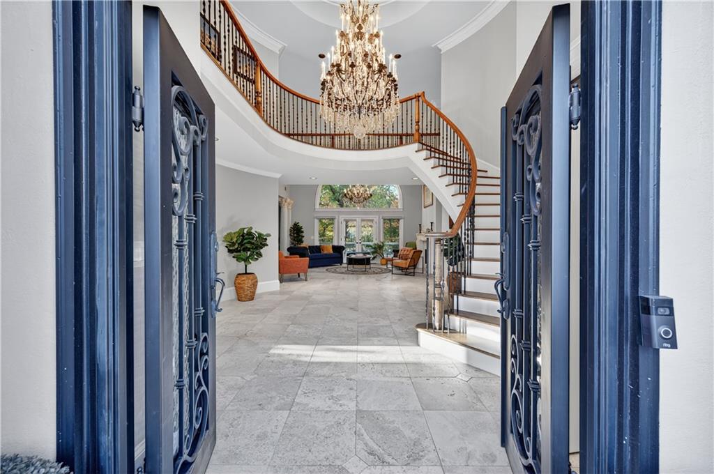 1230 Greatwood Manor