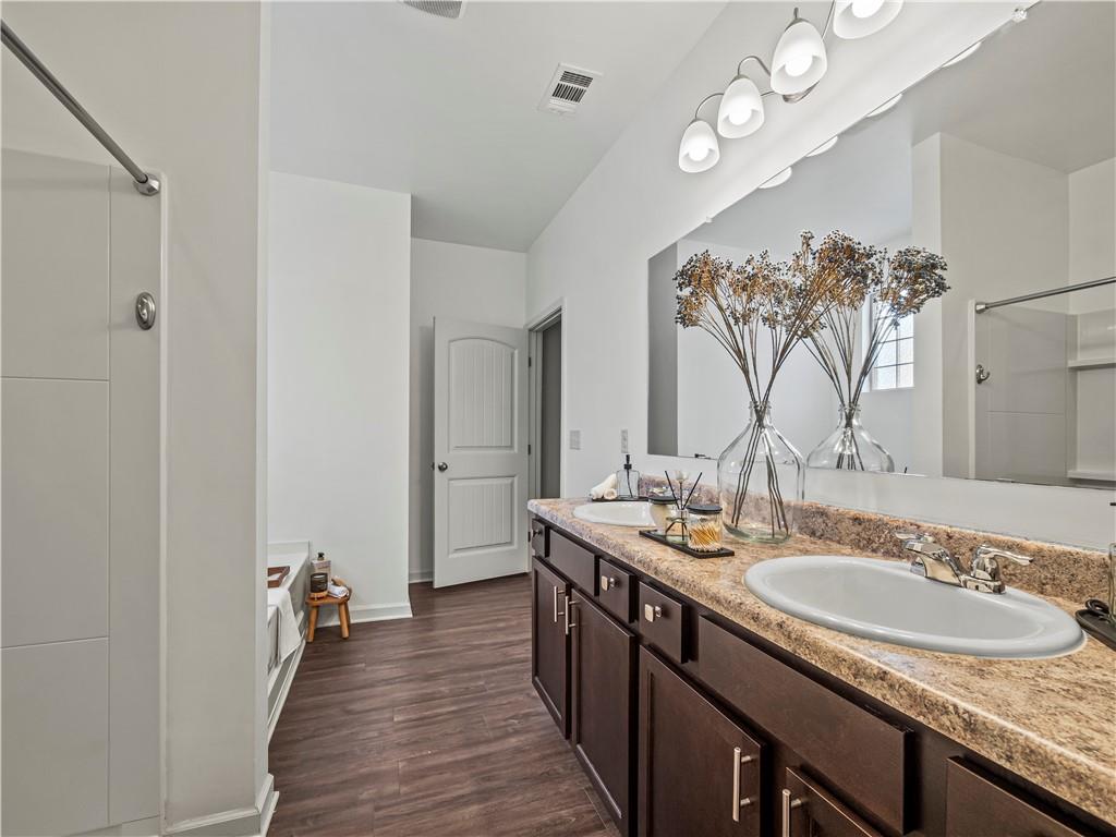 Heritage Pointe - Residential