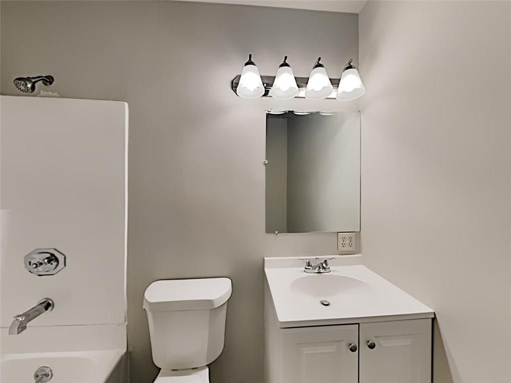 908 Kennesaw Drive, Forest Park, Georgia image 5