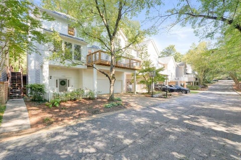 Photo of 2380 Defoors Ferry Road NW, Atlanta, GA 30318 (MLS # 7854635)