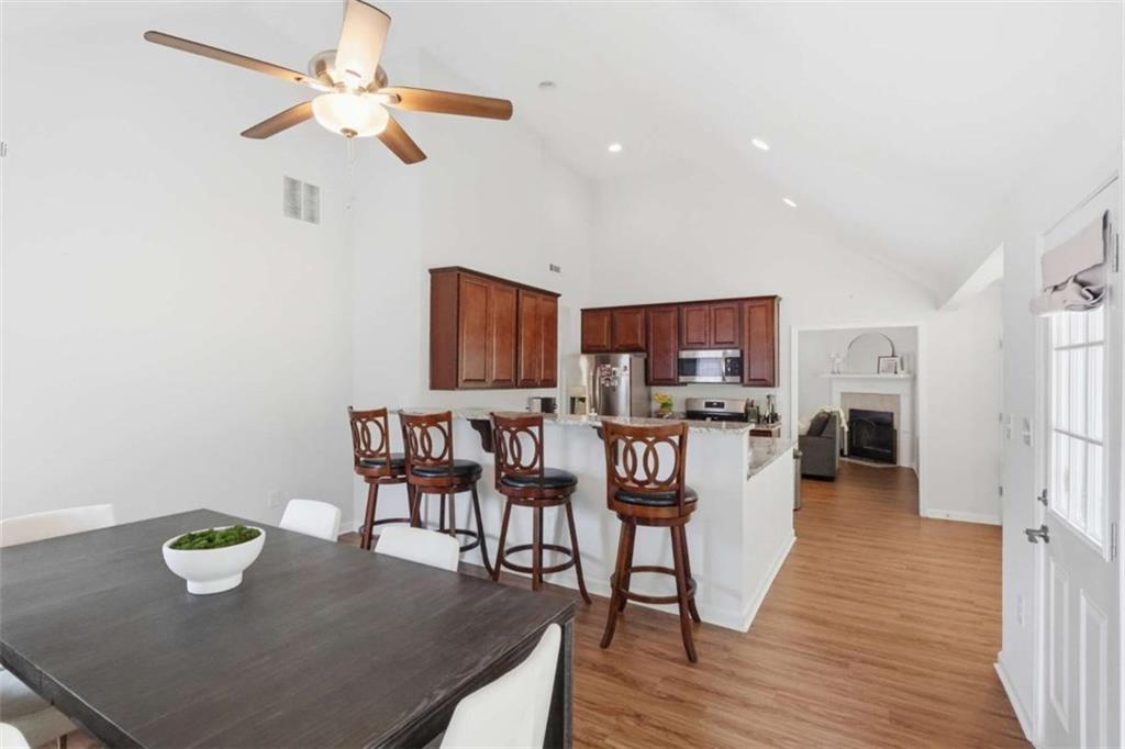 25 Manor Oak Lane
