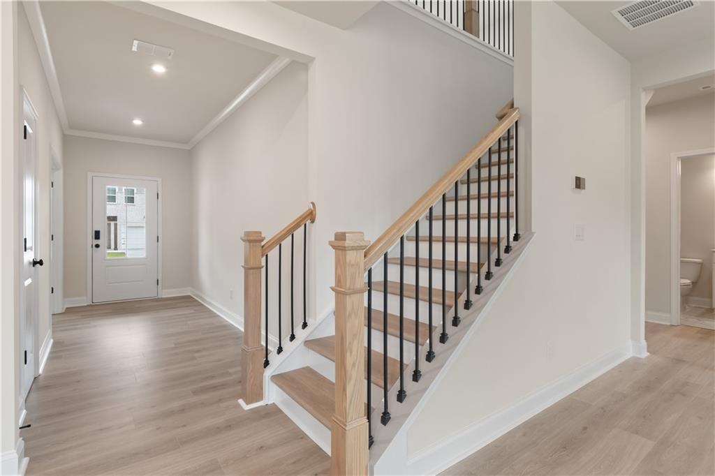 722 Crossroad Court