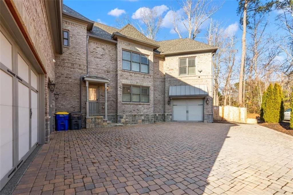 925 Sunny Meadows Lane