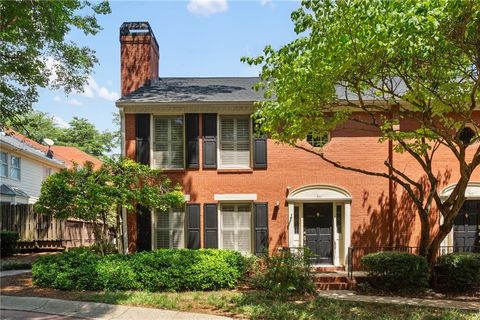 Townhouse For Sale - 501 Defoors Mill Circle<br/> Fulton County, Atlanta, GA 30318