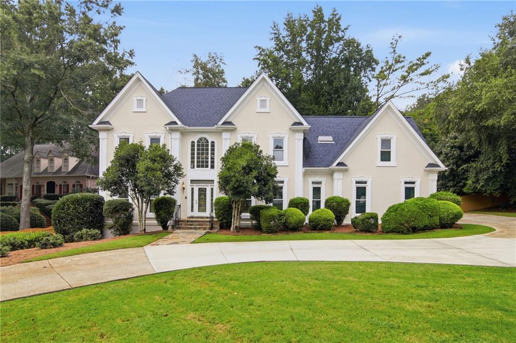 2211 Brooke Farm Trail