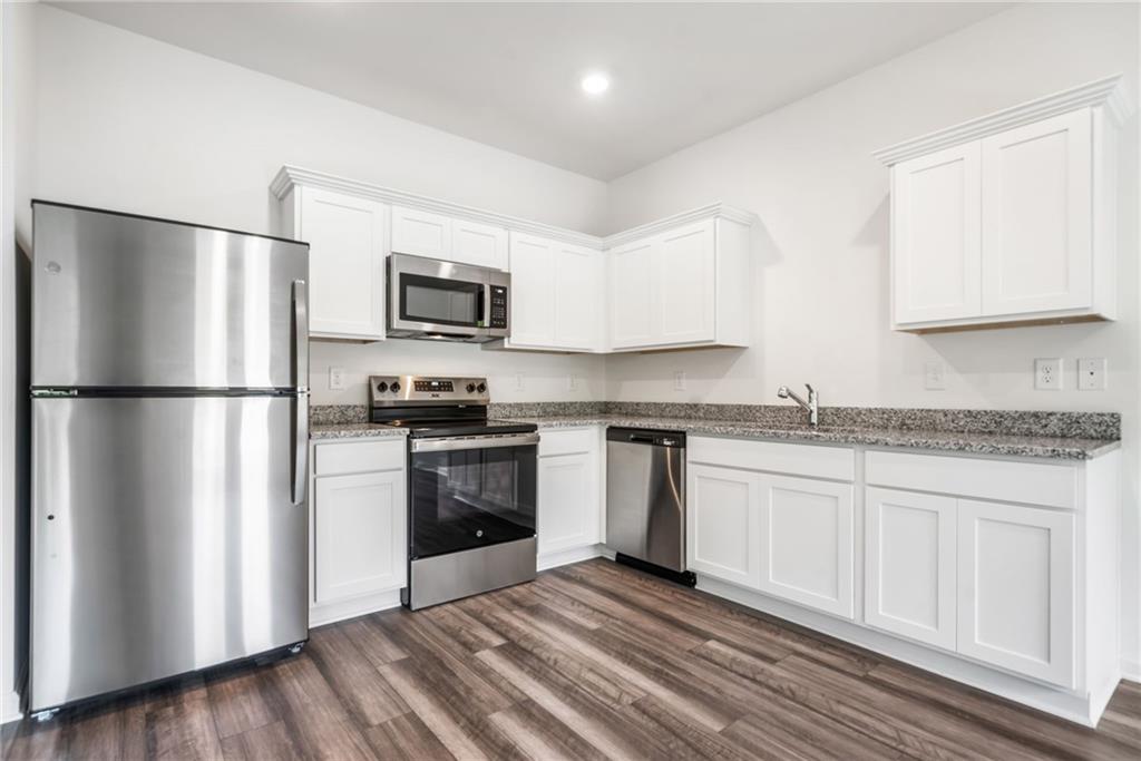 Greyson Parc - Residential Lease