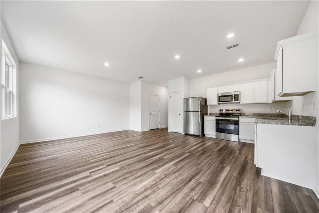 Greyson Parc - Residential Lease