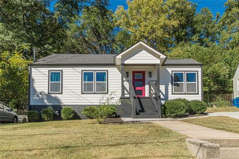 2657 Blount Street East Point GA 30344