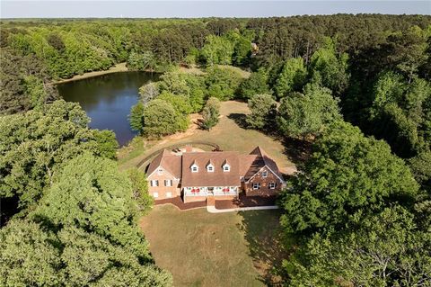 Homes For Sale - 136 Hidden Lake Drive<br/> Clarke County, Hull, GA 30646
