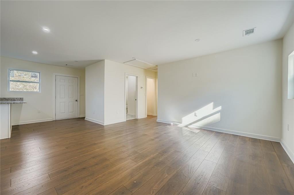 1185 Arlington Avenue SW