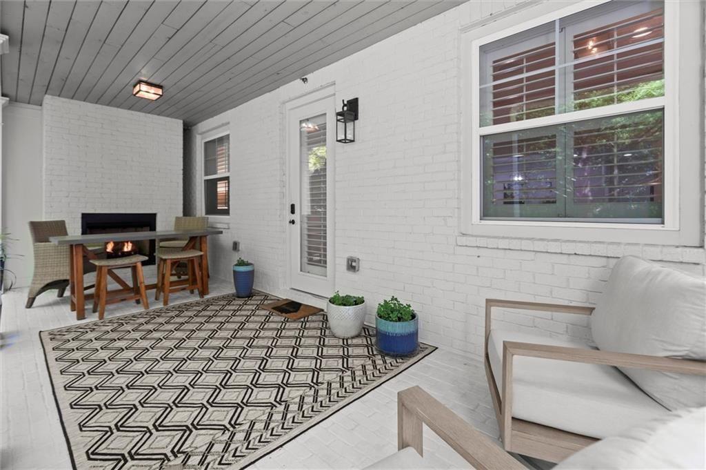 Midwick - Residential