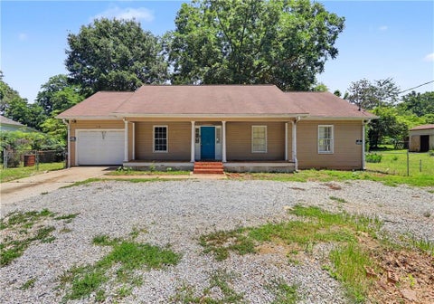 Homes For Sale - 518 Spring Street<br/> Villa Rica, GA 30180