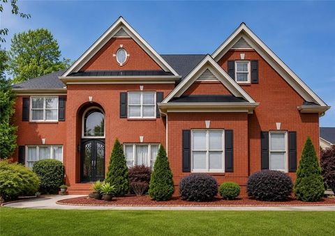 Homes For Sale - 2852 Summer Branch Lane<br/> Buford, GA 30519