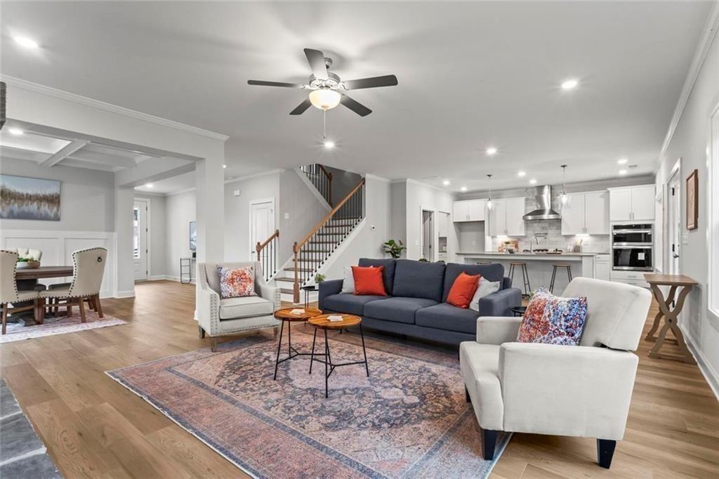 90 Riverwalk Manor Drive