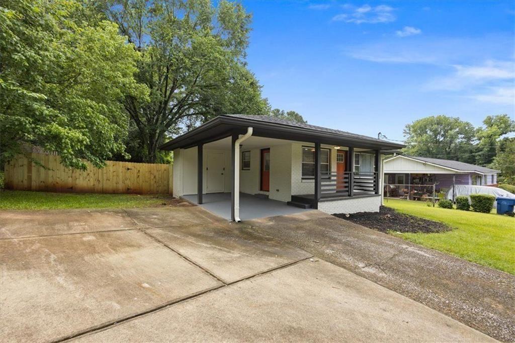 1553 McCallie Boulevard NW