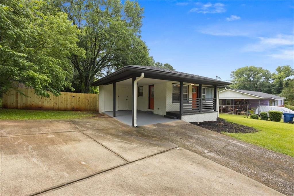 1553 McCallie Boulevard NW