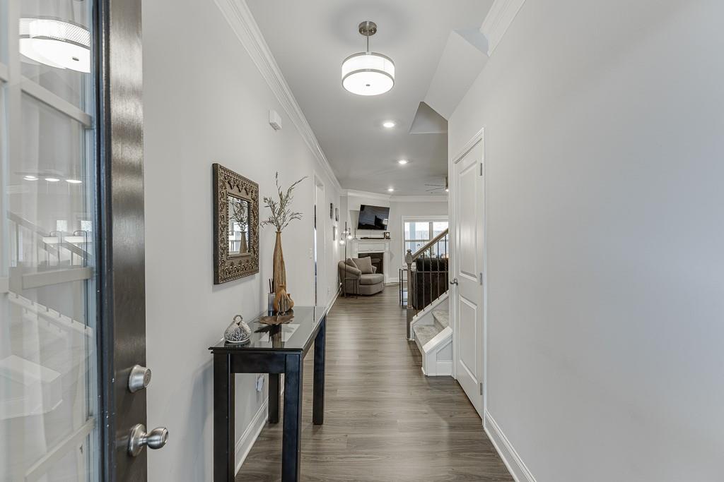 7016 Lancaster Crossing