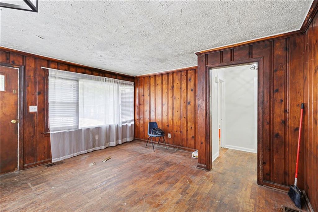 2293 Ewing Street SW