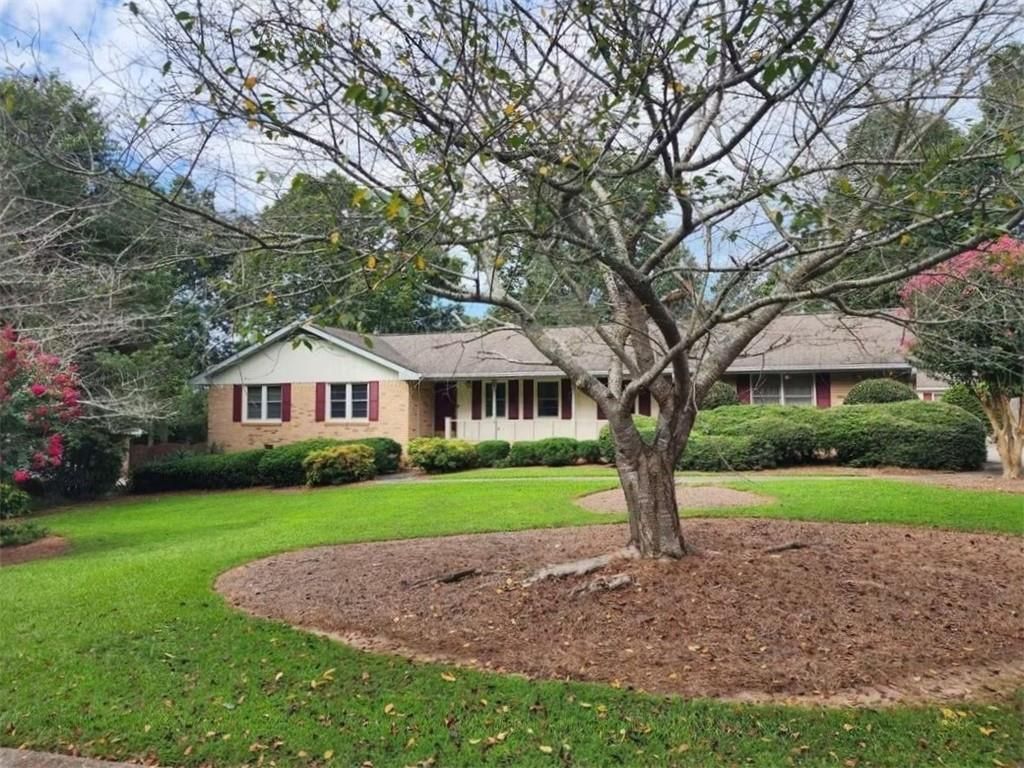 Photo of 8391 Winston Way, Jonesboro, GA 30236 (MLS # 7685424)