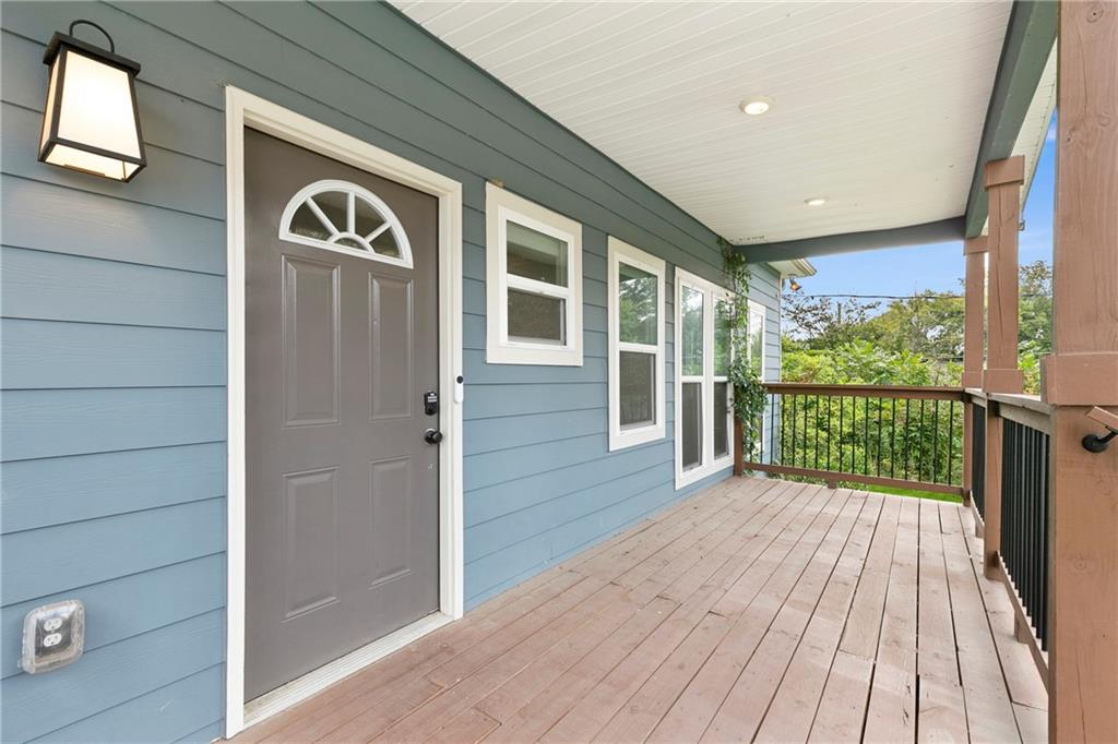 973 Mayson Turner Road NW