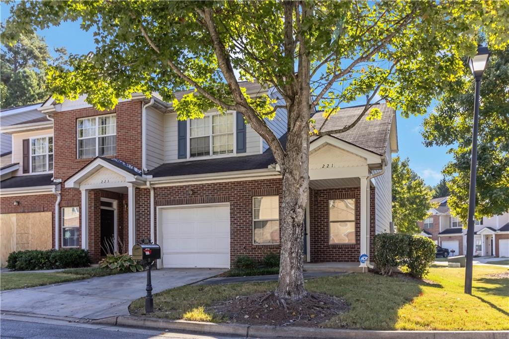 221 Rosewood Way NW