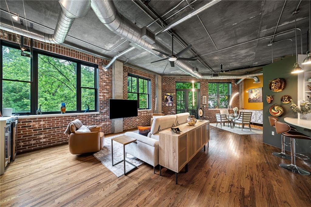 3235 Roswell Road NE 405