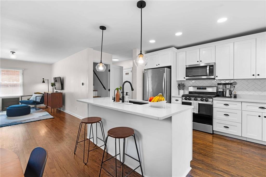 427 Hooper Street SE