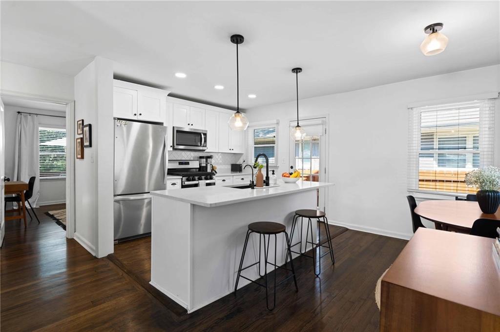 427 Hooper Street SE