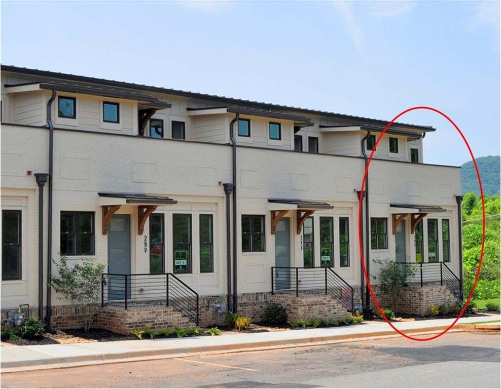 297 White Street 1