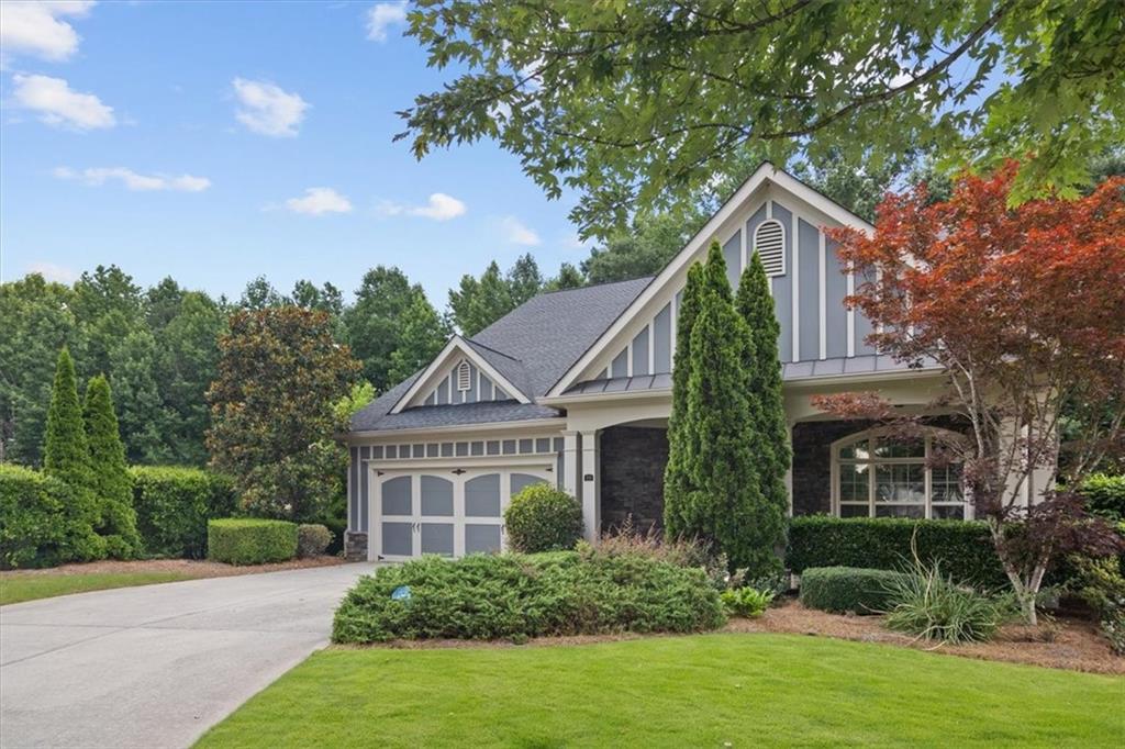 308 Shade Tree Circle