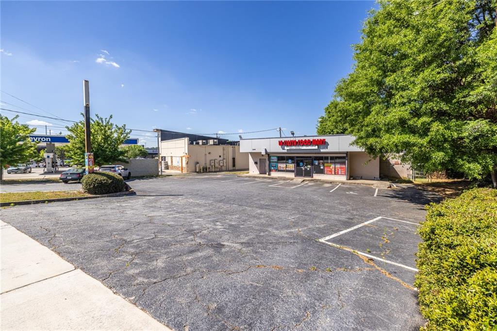 3296 Northcrest Road