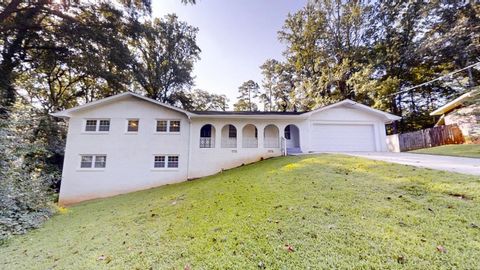 Photo of 968 Oak Springs Court, Stone Mountain, GA 30083 (MLS # 7644140)