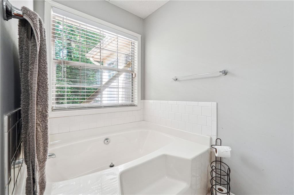 1921 Flint Hill Drive, Lawrenceville, Georgia image 19