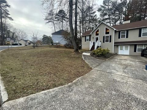 A home in Ellenwood