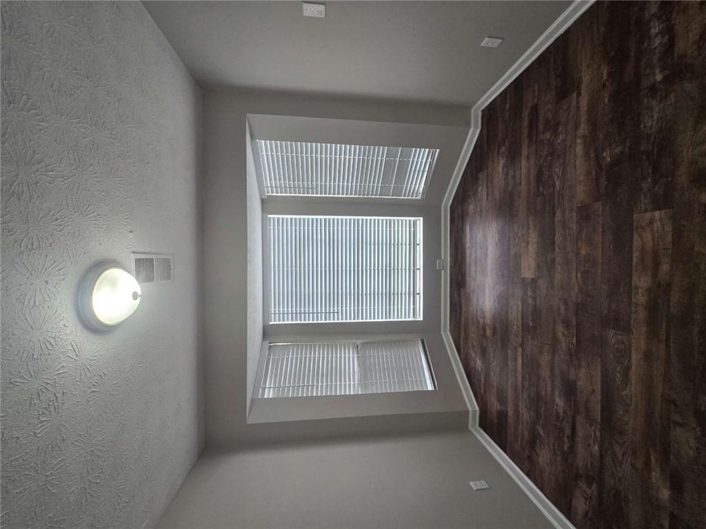 1004 Pine Tree Trail