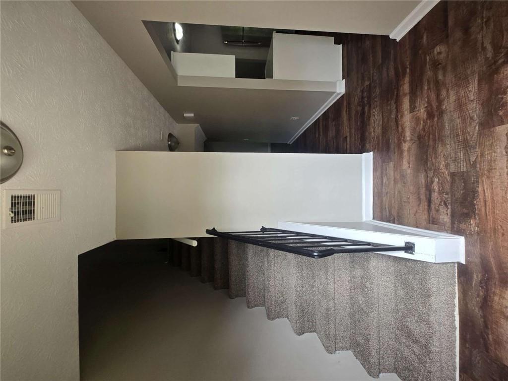 1004 Pine Tree Trail