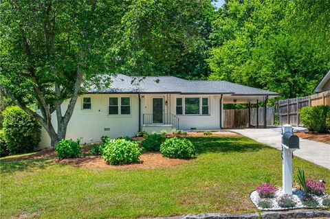 Homes For Sale - 3136 Meadowood Lane<br/> Dekalb County, Atlanta, GA 30341