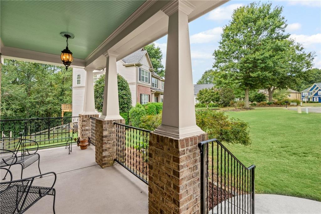 9060 Blue Willow Court