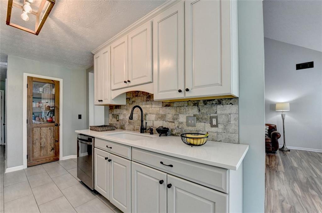 3880 Michaels Creek Court