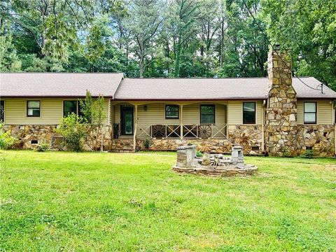 Homes For Sale - 2223 Hylaea Road<br/> Tucker, GA 30084