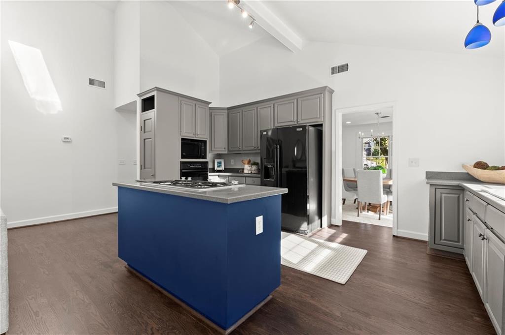 Woodland Hills - Residential