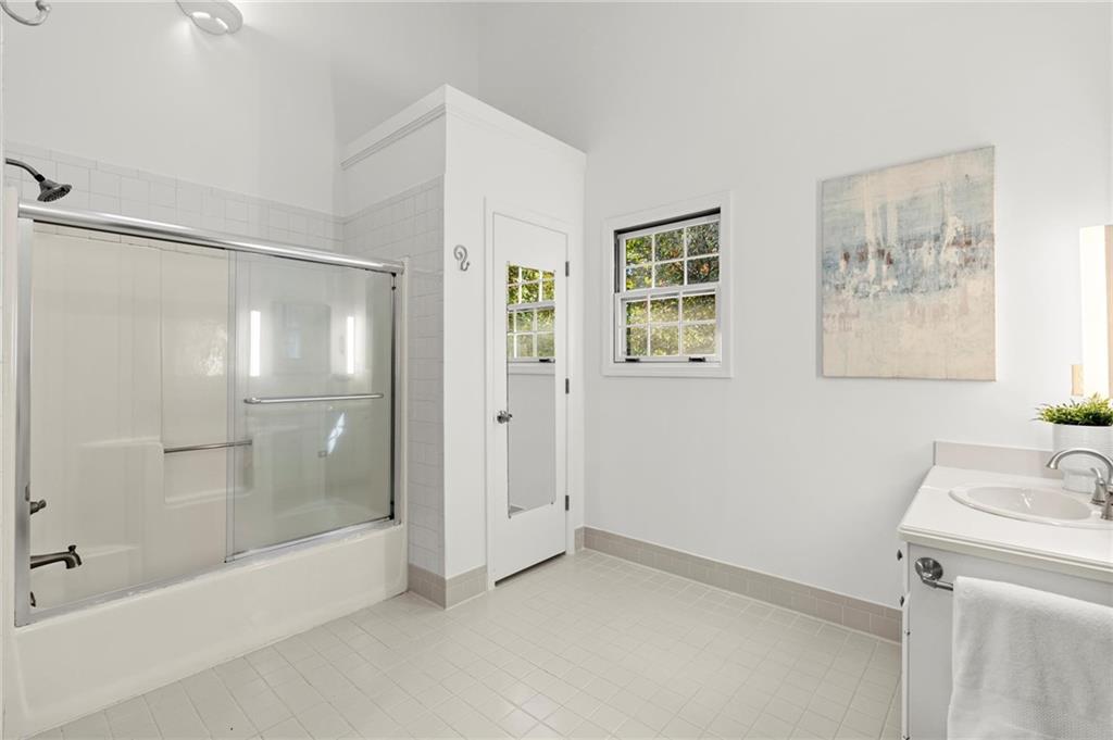 Woodland Hills - Residential