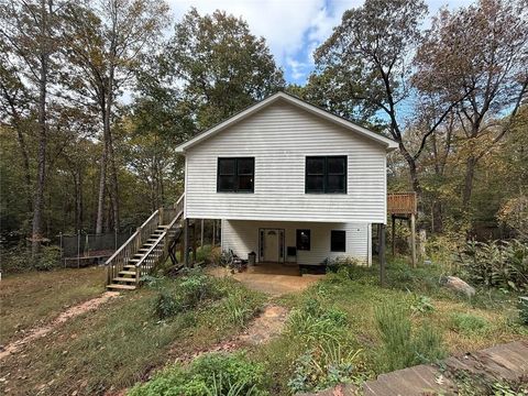 143 Lois Lane Homer GA 30547